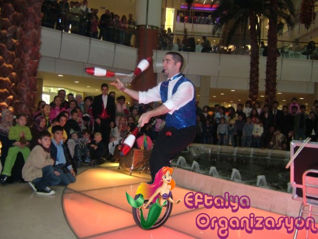 acilisicinjonglor__palyaco
